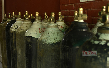 सिलिण्डरहरु भरेर राख्ने र अक्सिजन प्लान्ट सञ्चालनको व्यवस्था गर्नू: स्वास्थ्य मन्त्रालय